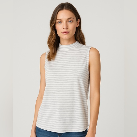 👚 Land's End Grey & White Striped Sleeveless Turtleneck Top 🖤🤍 - Picture 1 of 7